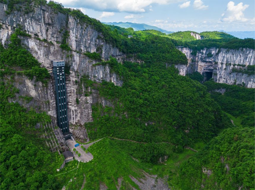 Chongqing: Wulong Private Day Exploration Tour - Lunch in Wulong: a simple break that keeps the schedule sane