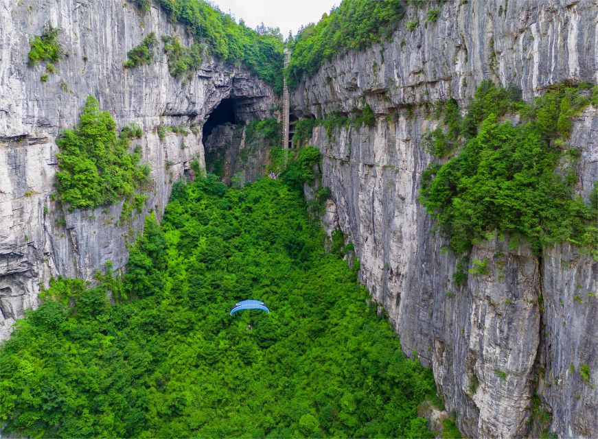 Chongqing: Wulong Private Day Exploration Tour - Guide quality is the whole difference: English, explanations, and pace