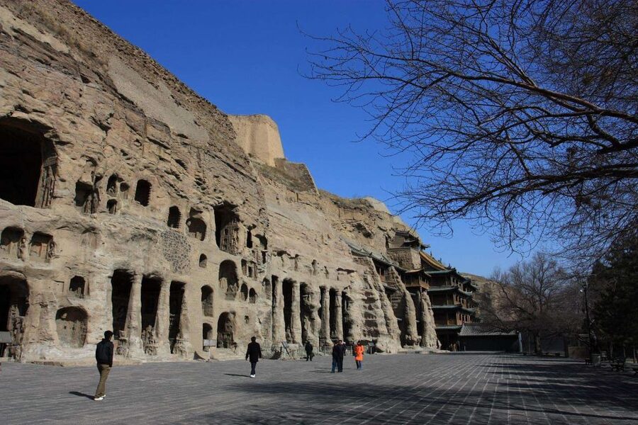 Datong: Temples and Grottoes day tour with tickets options - Guided versus self-guided: what changes when English support is limited