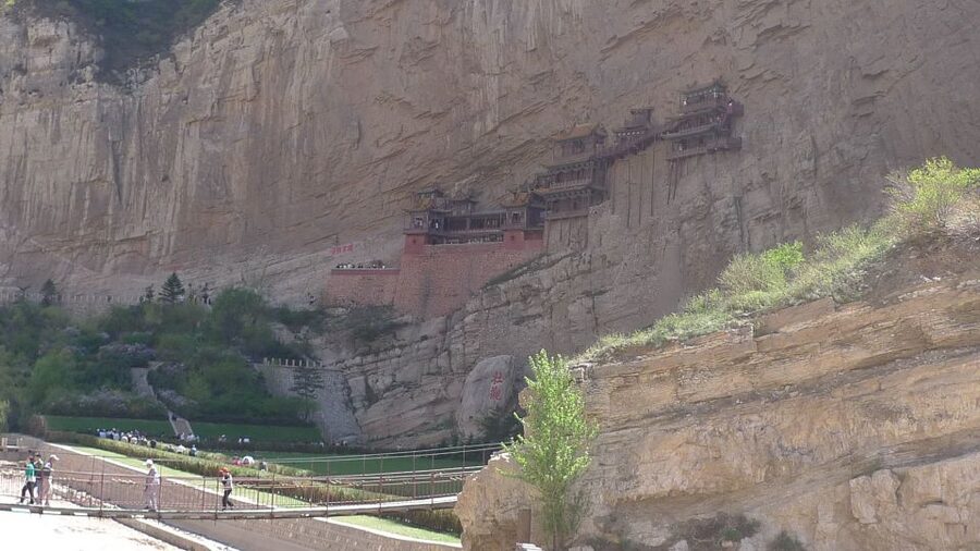 Datong: Temples and Grottoes Private Full–Day Tour - Morning Pickup, Then Straight to Mount Heng