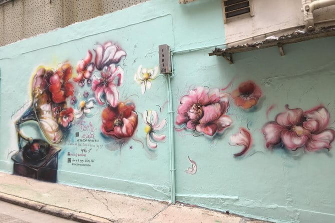 Discover the Best of Hong Kong Street Art - Private tour - The 3-hour private format that works for photos and real questions