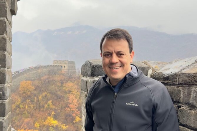 Exclusive Mutianyu Great Wall Tour: VIP Pass & Customized Options - Timing tweaks for fewer crowds and better light