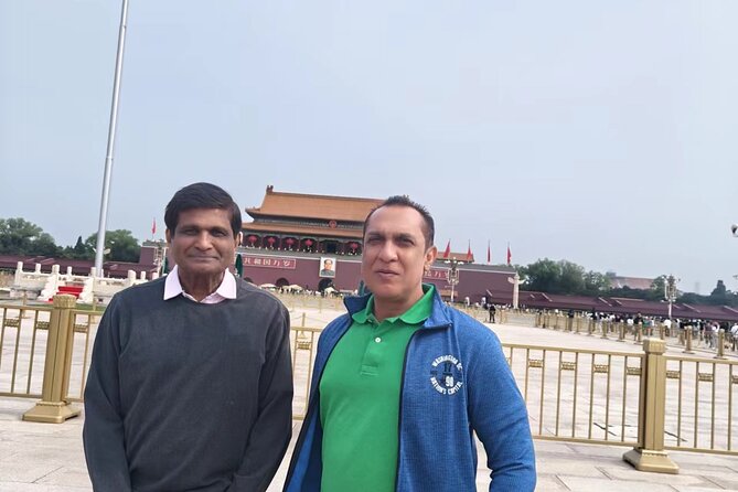 Explore Beijing's Tiananmen,Forbidden city andMutianyu with guide - Tiananmen Square in about 40 minutes: what you should actually look for