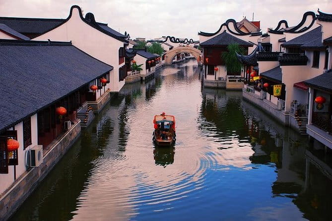 Flexible Airport Layover Tour of Shanghai City Highlights with Spa Option - Former French Concession: where Shanghai feels stylish and local