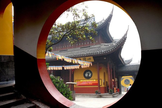Flexible Private Shanghai Layover Tour - Meeting your guide after PVG or SHA landing, and how the day starts