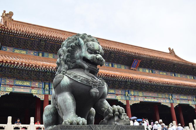 Forbidden City Ticket and Private Tour - The Forbidden City Palace Museum walk: what your guide will help you see