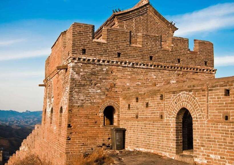 From Beijing: JinShanLing Great Wall Bus Tour with Ticket - Arriving at Jinshanling around 11:00 AM