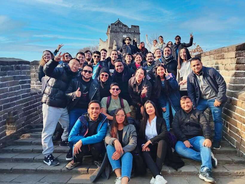 From Beijing: Mutianyu Great Wall Tours with Options - The core experience: 4 hours on the Great Wall, plus a real break