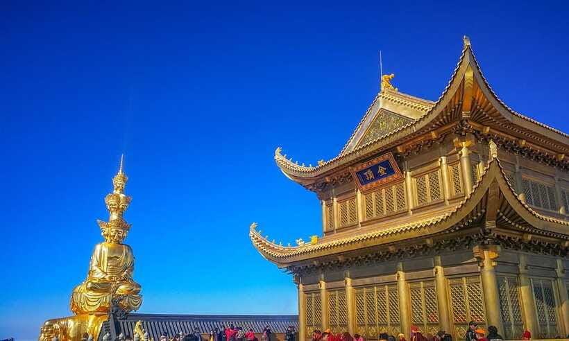 From Chengdu: Mount Emei Day Trip with Golden Summit Visit - Price and value: what you really get for $338