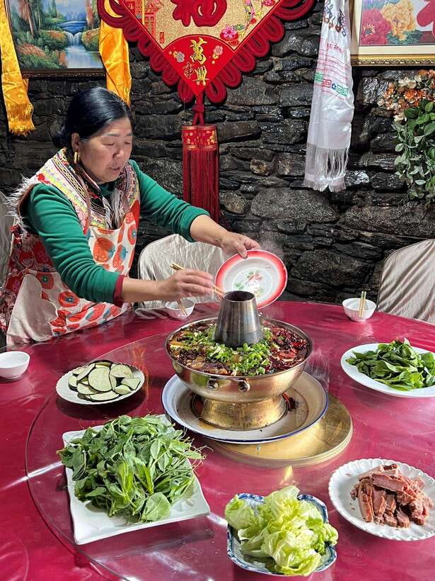From Chengdu: Tibetan Village Live as a Tibetan Day Tour - A real 12-hour rhythm: timing, walking, and how the day stays organized