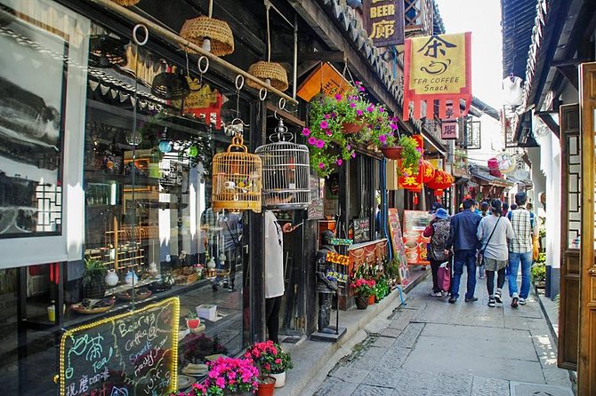 From Shanghai: Zhujiajiao Water Town Private Tour with Boat Ride - Arriving in Zhujiajiao: Alleys, Bridges, and Local Rhythm
