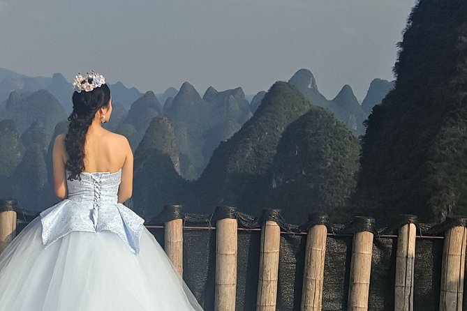 Full-Day Guilin Li-River Cruise and Yangshuo Xianggong hill Private Day Tour - What you see on the cruise (and what to look for)