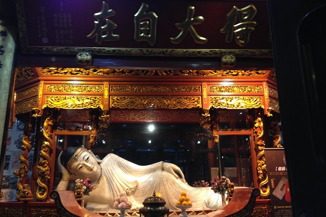 Full-Day Private Guided Tour of Shanghai - Flower and Bird Market on South Xizang Road (and Swap Options)