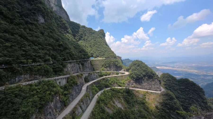 Full-Day Private Tour of Tianmen Mountain - Tianmen Mountain Temple: a pilgrimage site with Ming Dynasty roots