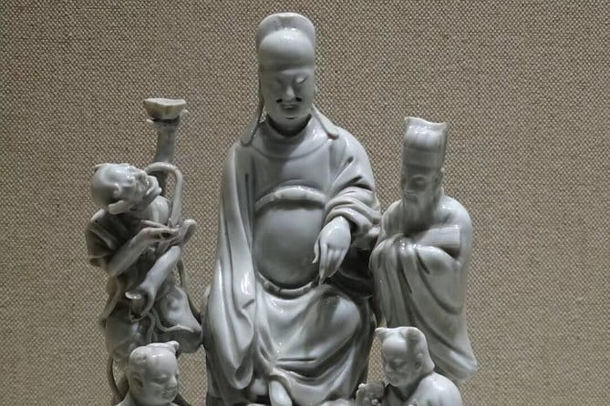 Full-Day Private Tour Panjiayuan Antique Market and Beijing Capital Museum - Price and value, what you are really paying for