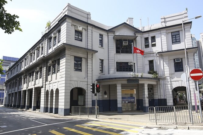 Full Day Private Trip in Hong Kong( impeccable local )walk tour - Why a private Hong Kong walk works (especially on a short trip)