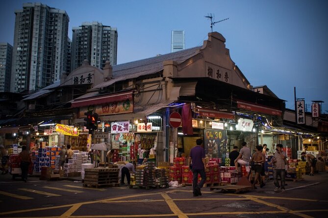 Full Day Private Trip in Hong Kong( impeccable local )walk tour - Lugard Road and the Victoria Peak viewpoint plan