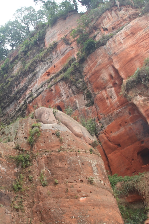 Full-Day Tour of Leshan's Giant Buddha from Chengdu - Giant Buddha first: why this statue hits harder in person