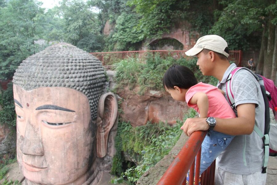 Full-Day Tour of Leshan's Giant Buddha from Chengdu - Practical tips that make the day smoother