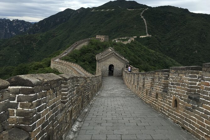 Full-Day Tour of Mutianyu Great Wall, Summer Palace - Two Great Sights in One Efficient Day: Mutianyu + Summer Palace
