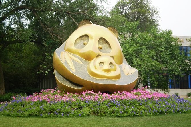 Giant Panda and Leshan Buddha Day Trip from Chengdu - Private guide, air-conditioned comfort, and the small details that make it work