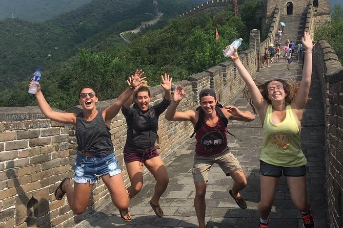 Great Wall Layover Small Group Tour (7AM-11AM) - Mutianyu Great Wall in a tight 8am to 10am window