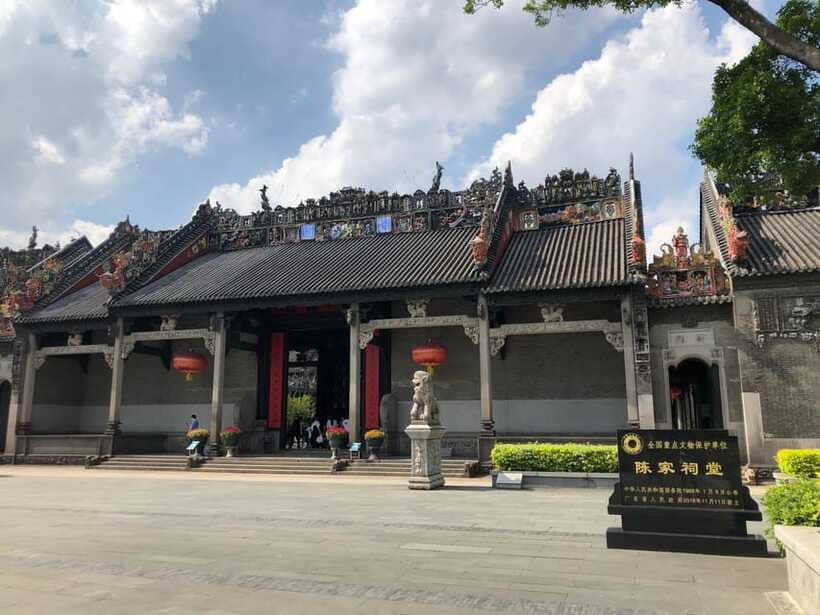 Guangzhou Full Day City Tour with Old and New Highlights - Shamian Island: stylish colonial-era streets by the river