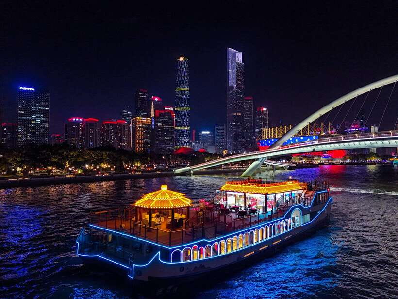 Guangzhou: Roundtrip Cruise Night View from Canton Tower - The 50-minute route, how the river views actually unfold
