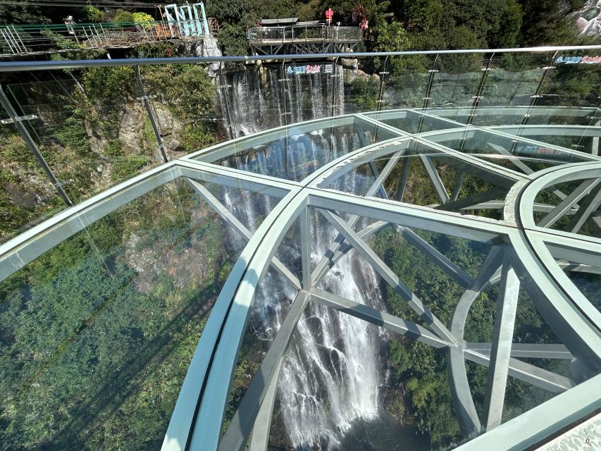 Guangzhou to Gulong Canyon and Cave Fairland PRI Day Tour - Guide and driver make the difference, not just the attractions