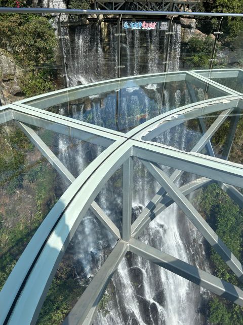 Guangzhou to Gulong Canyon and Cave Fairland PRI Day Tour - Lunch and timing: a full day that rewards good pacing