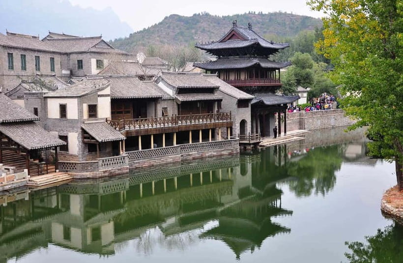 Gubei Water Town Simatai Great Wall Ticket And Options - How Self-Paced Touring Plays Out on the Ground
