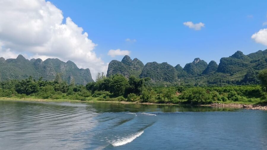 Guilin: 3 star Li River Cruise & Sightseeing Tour - Getting to Yangshuo and using your 2 hours wisely