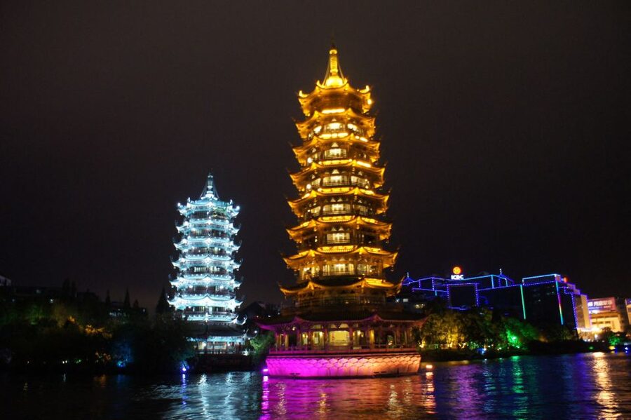 Guilin: Four Lakes Night Cruise with Round-trip Transfer - Key highlights to look for