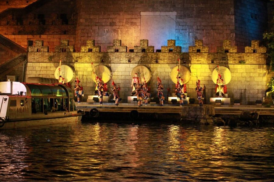 Guilin: Four Lakes Night Cruise with Round-trip Transfer - Price and Value: Is $60 Reasonable for What You Get?