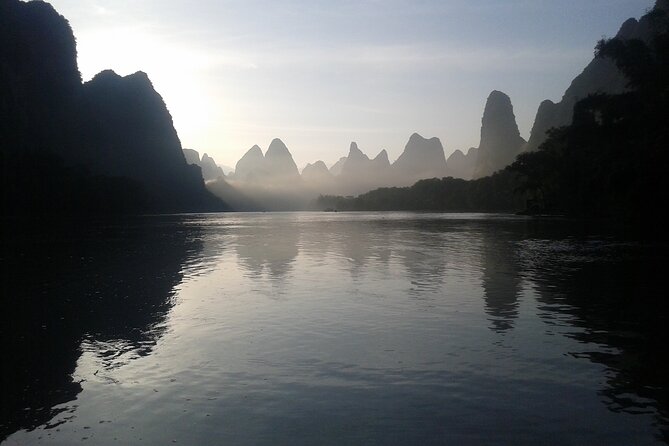 Guilin Highlights Tour Li River to Yangshuo and Xianggong Hill - Yangshuo West Street Stop: Your 45 Minutes, Your Game Plan