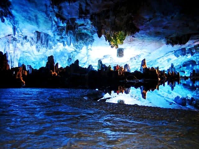 Guilin: Private Full-Day City Tour with Fubo Hill - Fubo Hill, 350 Steps, and the 1,000 Buddha Cave Experience