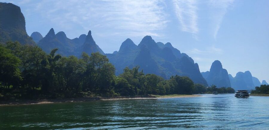 Guilin: Private Full-Day Li River Cruise and Liusanjie Show - Impression Liu Sanjie: The Water-and-Hills Show at 20:00