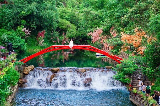 Gulong Gorge Glass Bridge and Underground River Cave Private Tour - Who should book this private Gulong Gorge and Jinlong Cave tour