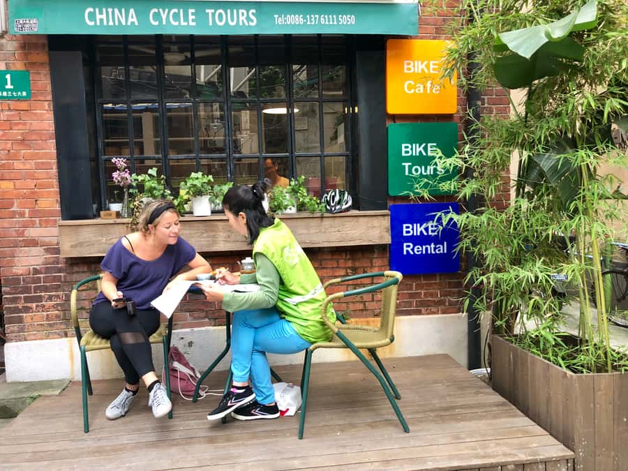 Half-Day Old Shanghai Small Group Bike Tour (Day & Night) - Fuxing Park and the Former French Concession Loop