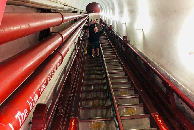 Half-Day Private Beijing Hutong Walking Tour with Dim Sum - Bell and Drum Towers: one of the big moments, with a smart closure plan