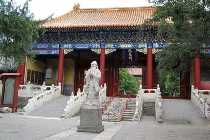 Half Day Tour To Lama Temple and Confucius Temple in Beijing - Yonghegong Lama Temple: what to look for inside Beijing’s biggest lamasery