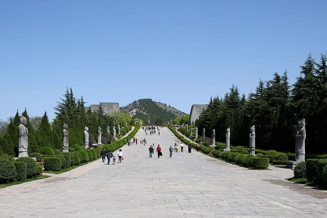 Half Day Tour to Xi'an Wild Panda Breeding and Protecting Center - Mobile Tickets, Weather Dependence, and How to Stay Flexible