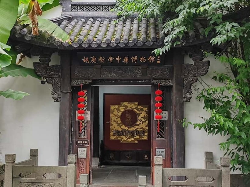Hangzhou Insider Mini-Hike: TCM, Hill Views and Wet Market - Price and value: why this $106 half-day can be worth it