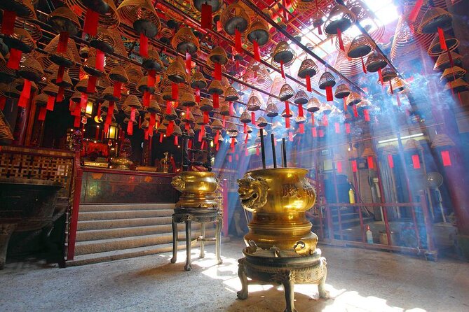 Highlights & Hidden Gems With Locals: Best of Hong Kong Private Tour - Key Highlights You’ll Actually Notice