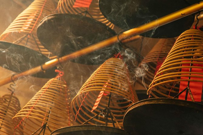 Highlights & Hidden Gems With Locals: Best of Hong Kong Private Tour - Entering Sheung Wan: Meet at MTR and Start Like a Local