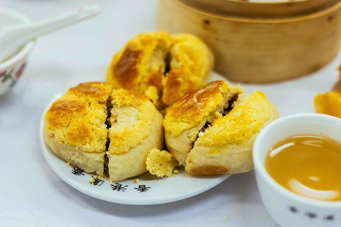 Highlights & Hidden Gems With Locals: Best of Hong Kong Private Tour - Upper Lascar Row and Cat Street Antiques: Browse, Bargain, Repeat