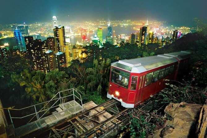 HK Night Views: Victoria Peak Tram & Cruise Buffet Tour - Key things you will notice on this night tour