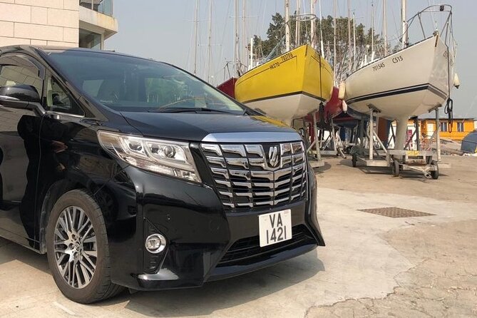 Hong Kong Airport Transfer Luxury MPV - Practical Logistics: Meeting Point, Mobile Ticket, and Confirmation