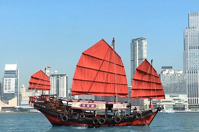 Hong Kong: Dukling , Antique Boat Tour in Victoria Harbour - Dukling Tour Basics: What this 45 minutes really delivers