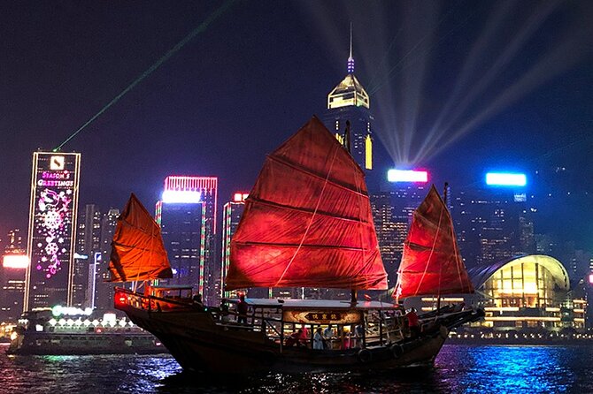 Hong Kong: Dukling , Antique Boat Tour in Victoria Harbour - On-board experience: drink, restroom, life vests, and commentary